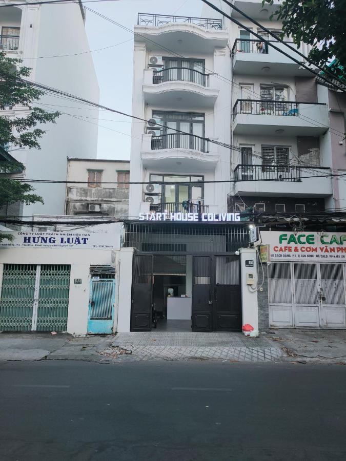 Appartamento Start House Dorm Walk 5 Minutes To The Airport Thành Pho Ho Chí Minh Esterno foto