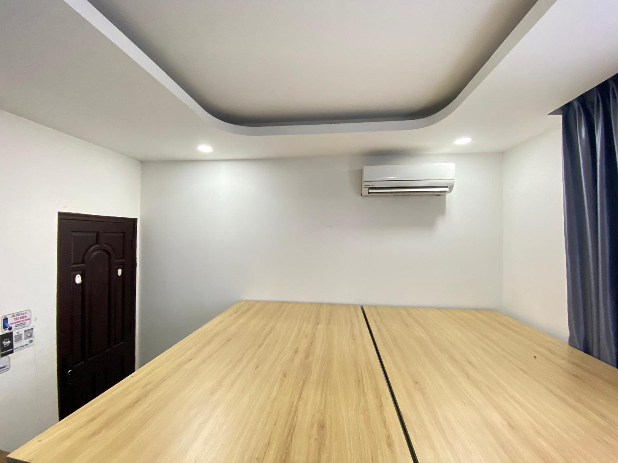 Appartamento Start House Dorm Walk 5 Minutes To The Airport Thành Pho Ho Chí Minh Esterno foto