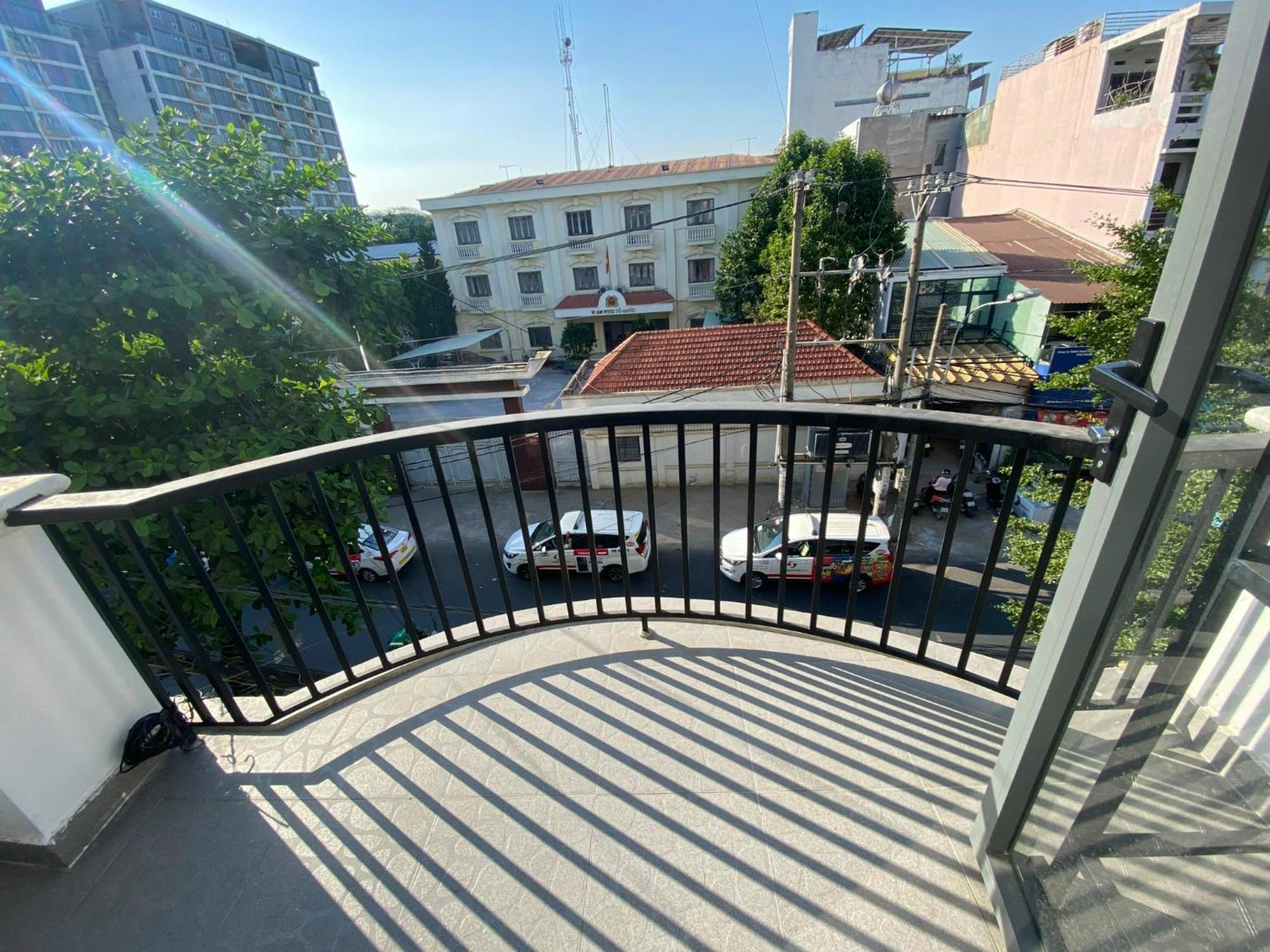 Appartamento Start House Dorm Walk 5 Minutes To The Airport Thành Pho Ho Chí Minh Esterno foto