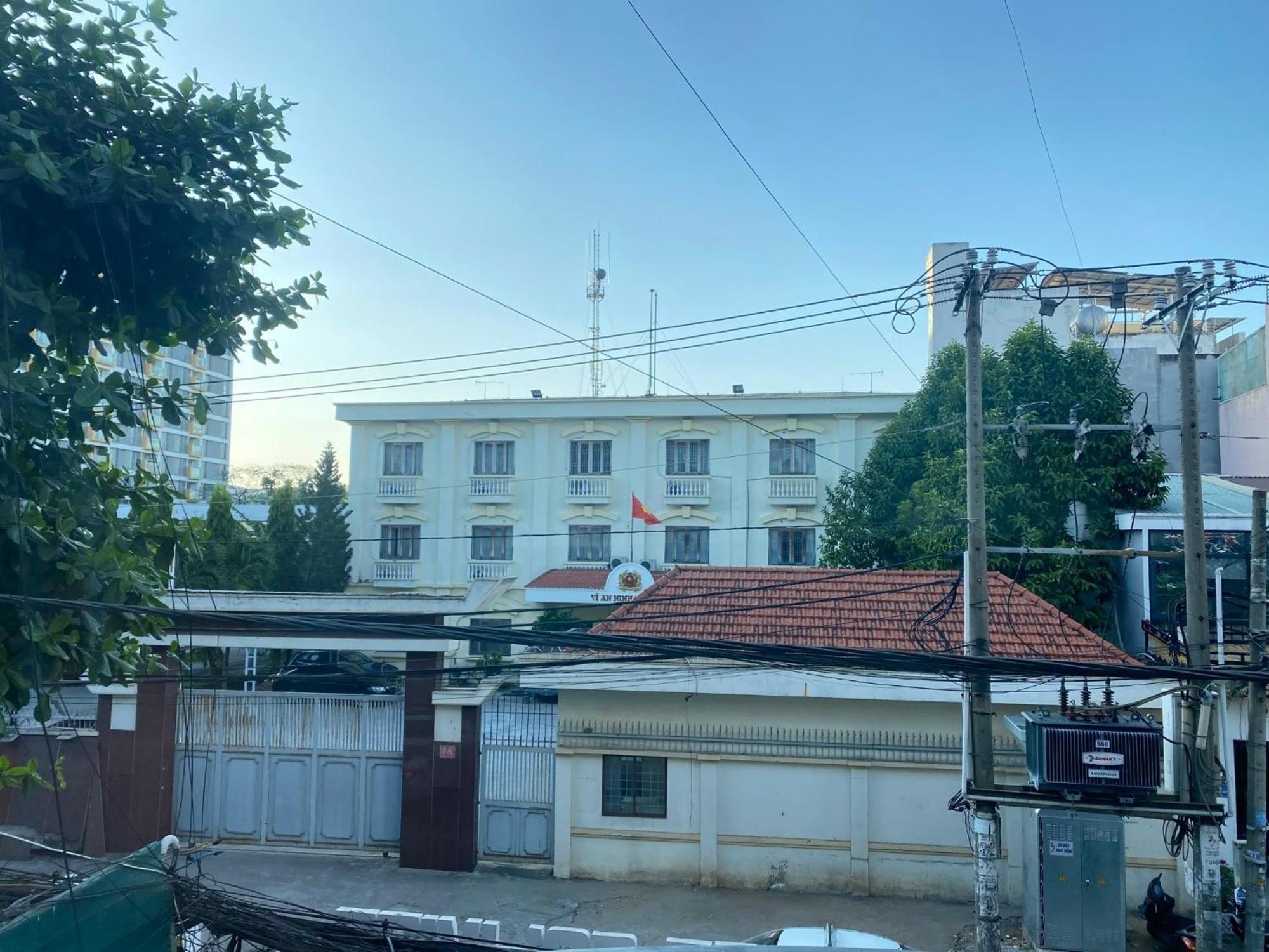 Appartamento Start House Dorm Walk 5 Minutes To The Airport Thành Pho Ho Chí Minh Esterno foto